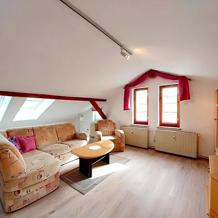 Haus Lucie 50m Bis Zum Ostseestrand Séjour chez l'habitant