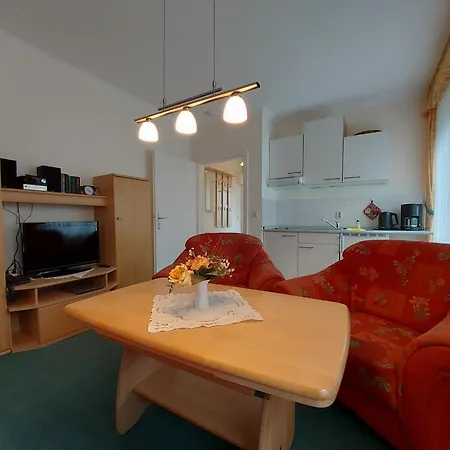 Haus Lucie 50m Bis Zum Ostseestrand Séjour chez l'habitant *