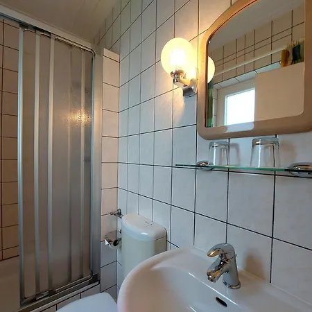 Haus Lucie 50m Bis Zum Ostseestrand Kwatera prywatna *