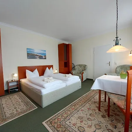 Haus Lucie 50m Bis Zum Ostseestrand Kwatera prywatna *