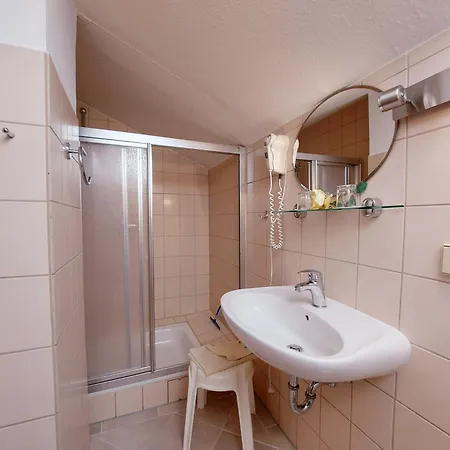 Kwatera prywatna Haus Lucie 50m Bis Zum Ostseestrand Heringsdorf